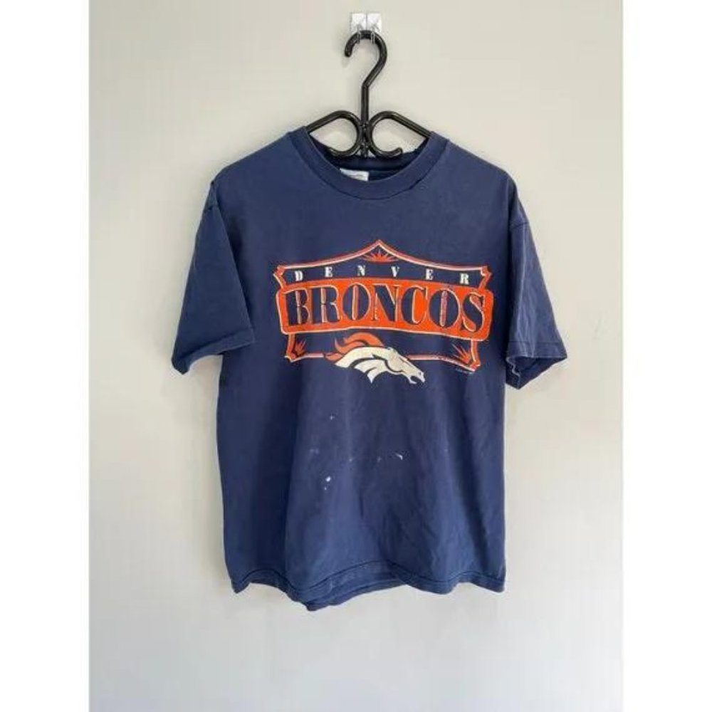 Vintage 1997 Denver Broncos Tee Shirt